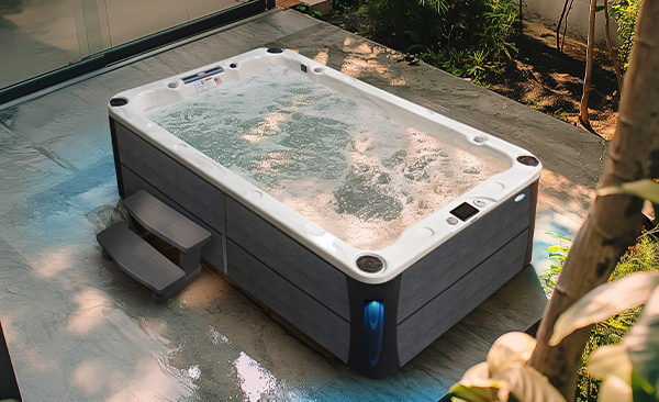 Deck Series St Louis hot tubs for sale